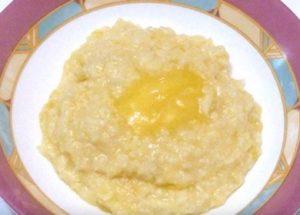 Delizioso porridge di miglio con zucca sull'acqua: cuocere secondo una ricetta passo dopo passo con una foto.