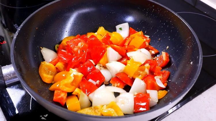 Ρίξτε πιπέρι για να μαγειρέψετε