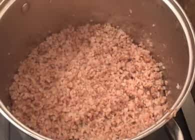 La ricetta per la corretta preparazione del delizioso grano saraceno bollito 🥣