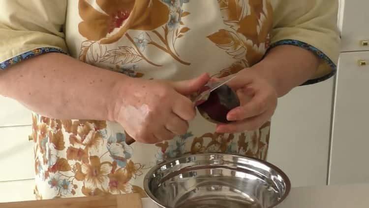 كيفية خبز البنجر في الفرن بالرقائق