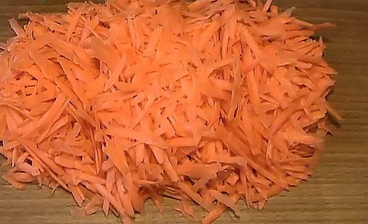 lecho con cipolle cotte con carote