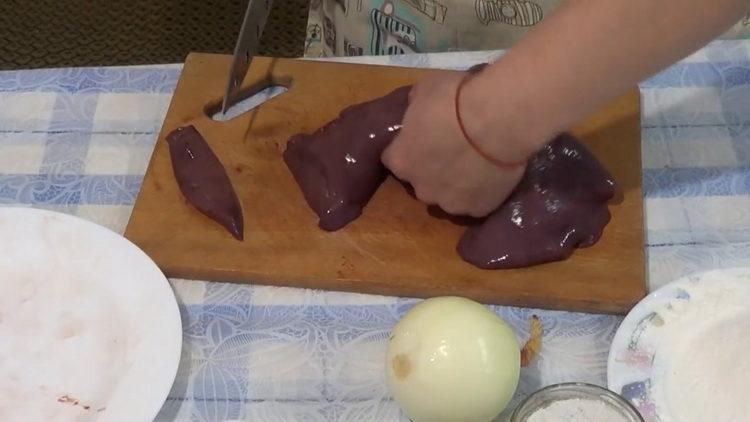 Как да готвя котлети от свински черен дроб