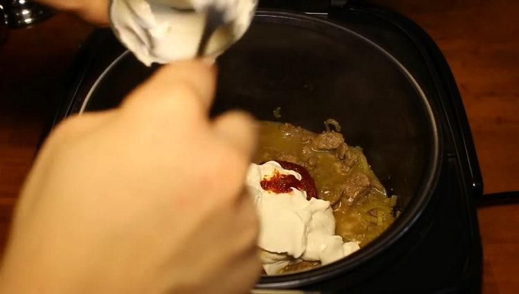 Cuocere la salsa