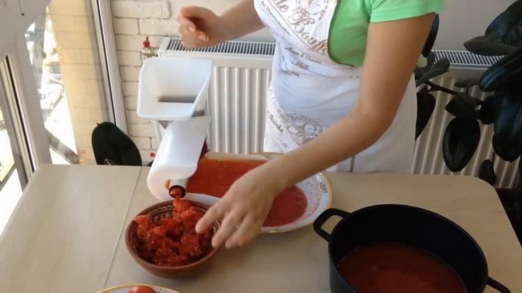 Keittäminen tomaatit omassa mehu