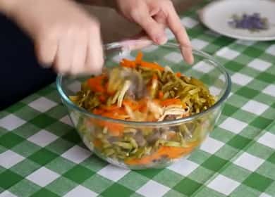 Невероятно вкусна и сърдечна салата от пилешки дробчета с моркови 🥗