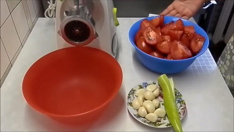 Auberginensalat für den Winter kochen