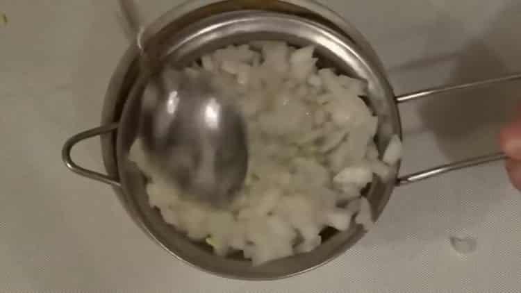 تحضير البصل للطهي