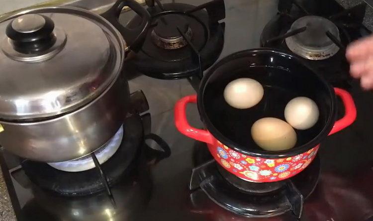 Virtus kiaušinius išvirkite