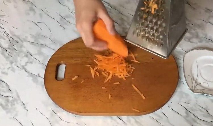 Πλένετε τα καρότα για μαγείρεμα