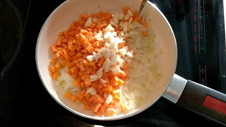 Paista porkkanat kokkiin