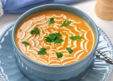 La ricetta per la classica zuppa di purea di zucca🍲