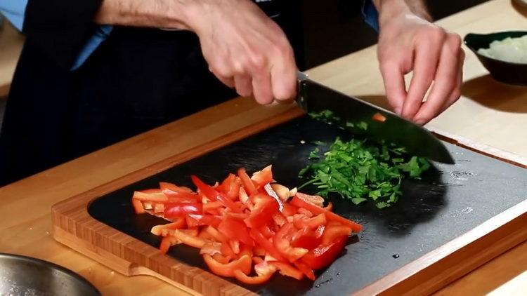 Per cucinare, tagliare le verdure