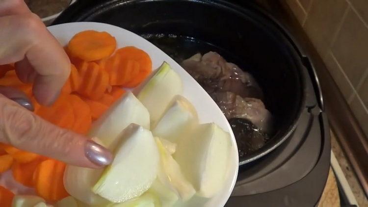 Preparare le verdure per cucinare