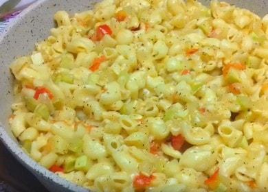 Kahanga-hangang masarap na pasta na may zucchini 🍝