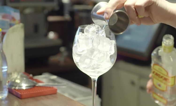 Gin at Tonic Cocktail