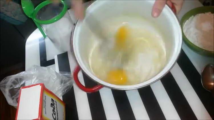 mušti kiaušinius