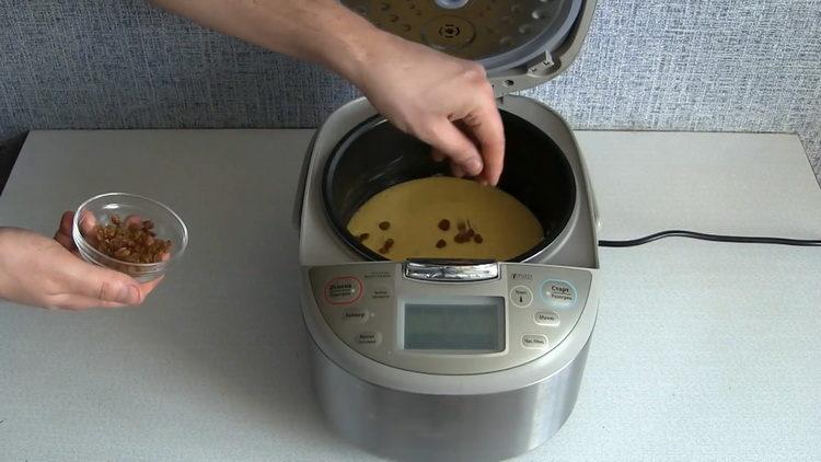 Mannik in einem Slow Cooker nach einem Schritt-für-Schritt-Rezept mit einem Foto