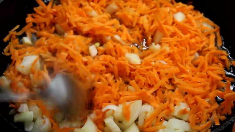 friggere carote e cipolle