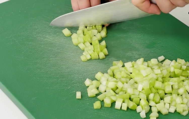 nakrájejte celer