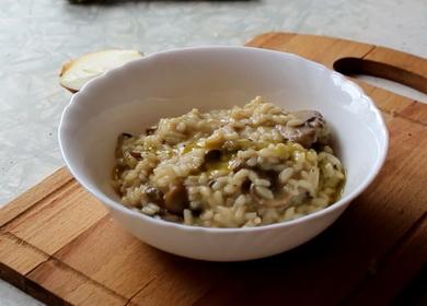 Una ricetta semplice per il delizioso  risotto ai funghi