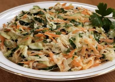 Вкусна зеленчукова салата от кохлаби 🥣