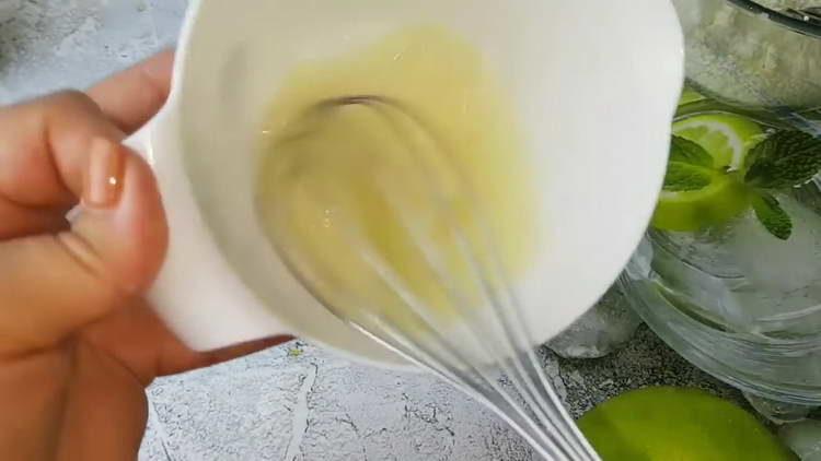 mlátit vejce s metličkou