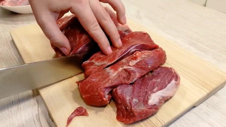 Κόψτε το κρέας