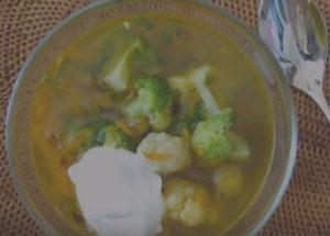 Leichte und leckere vegetarische Suppe kochen: Rezept mit Schritt-für-Schritt-Fotos
