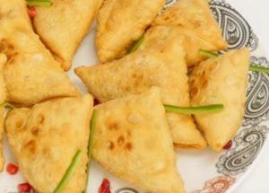 Samosas: Ein köstliches Rezept für die indische Küche.