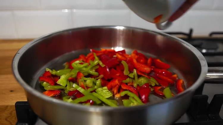 ρίξτε πιπέρι στο τηγάνι