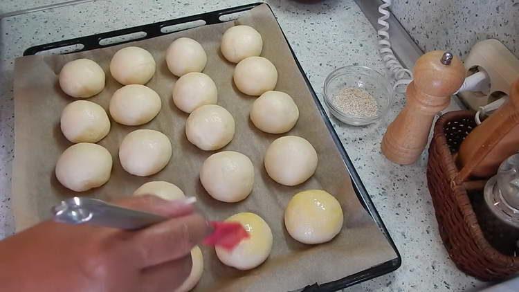 bandeles sutepkite kiaušinių mišiniu