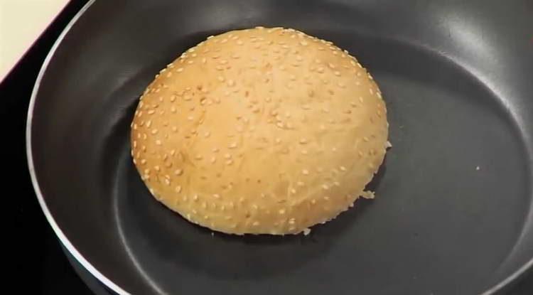 panini di hamburger fritti