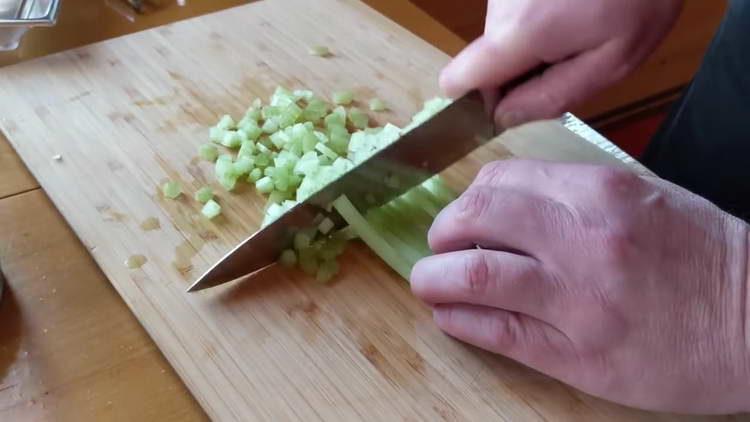 nakrájejte celer
