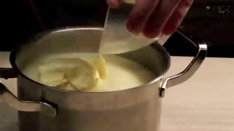 přidejte máslo do smetany