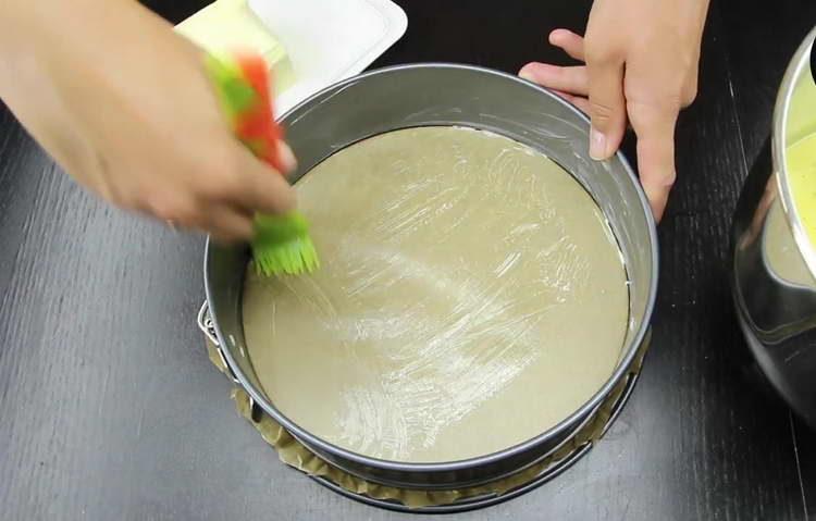 namažte formu máslem