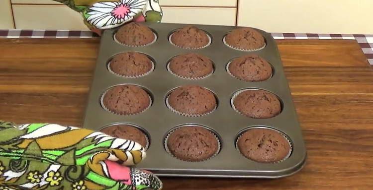 recept na čokoládové muffiny